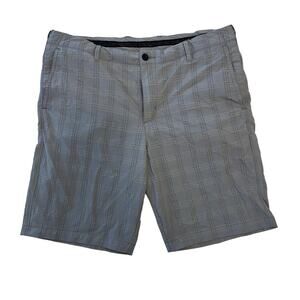 Tommy Bahama Men's Performance Stretch Seersucker‎ Chino Shorts Gray Size 36